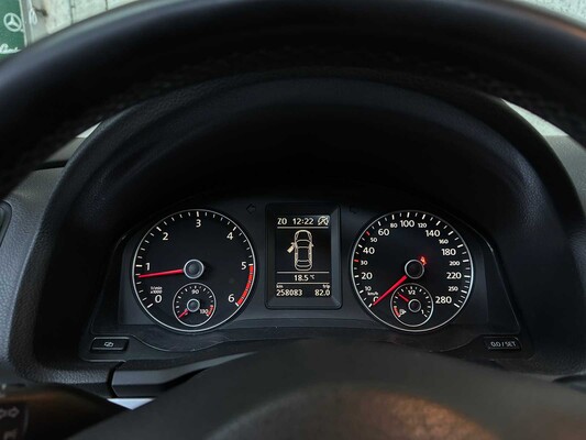 Volkswagen EOS 2.0 TDI 140pk 2012, 25-TTH-3