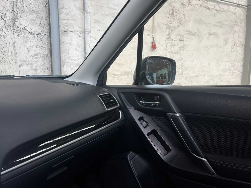 Subaru Forester 2.0 Luxury 150pk 2017, L-610-XL