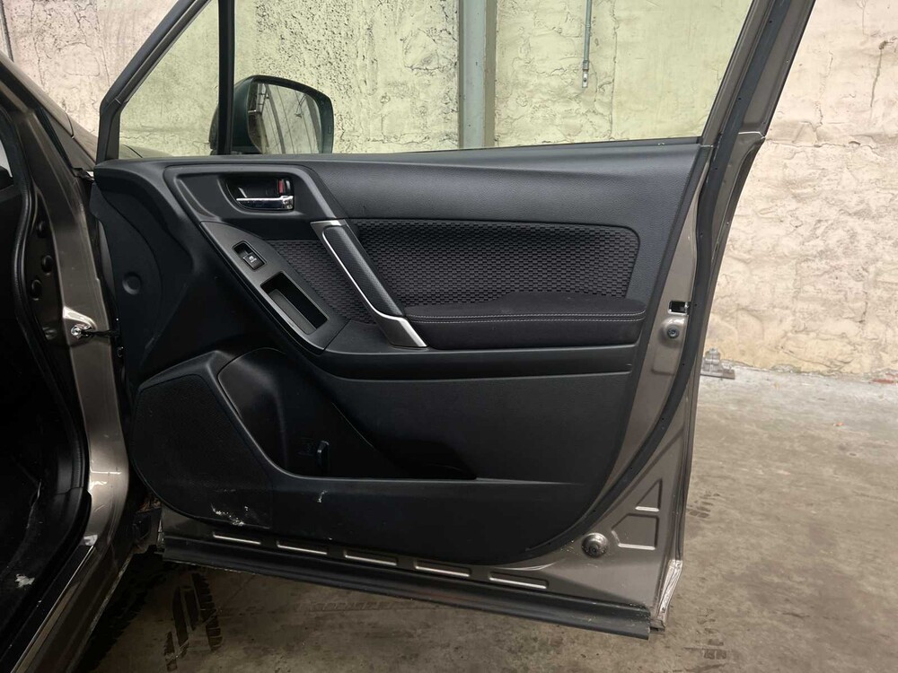 Subaru Forester 2.0 Luxury 150pk 2017, L-610-XL