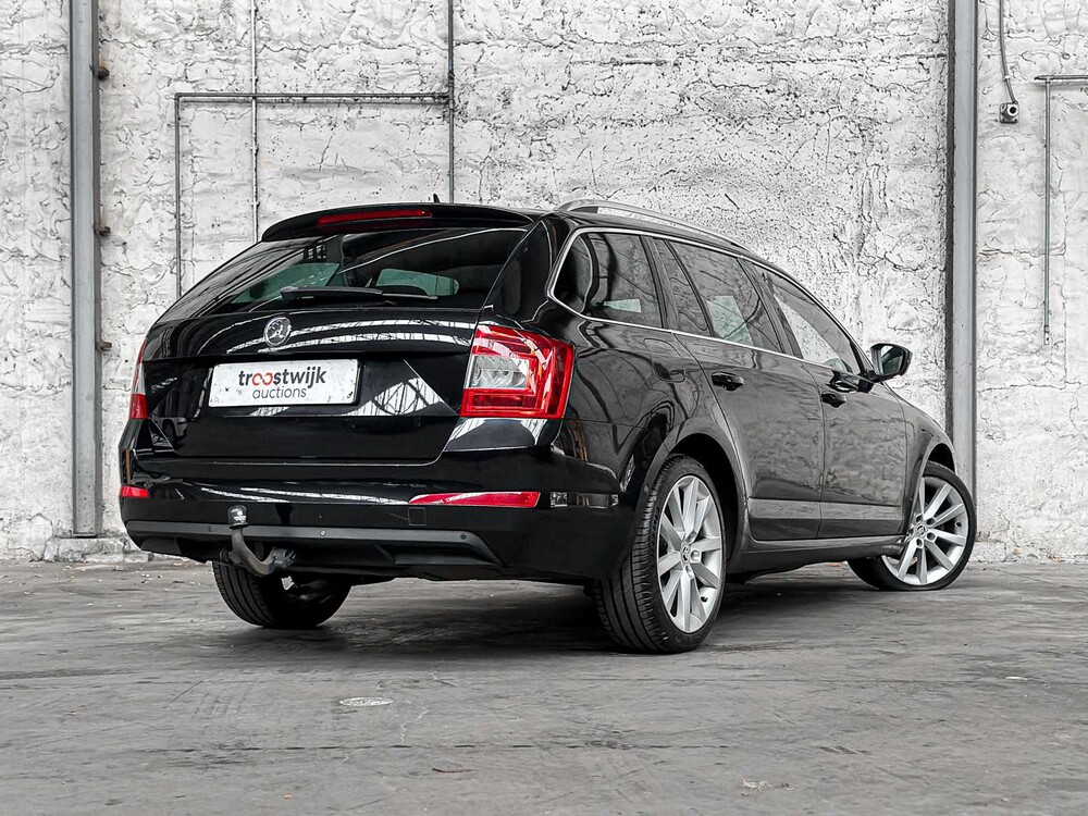 Skoda Octavia Combi 1.2 TSI Grt Eleg Bns 110pk 2014, 7-TXJ-83
