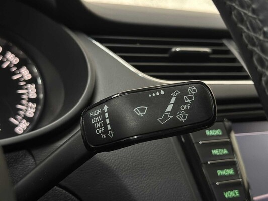Skoda Octavia Combi 1.2 TSI Grt Eleg Bns 110pk 2014, 7-TXJ-83