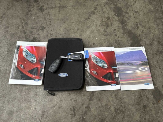 Ford Focus Wagon 1.0 EcoB. Edit. Plus 125pk 2014, 7-TLT-37
