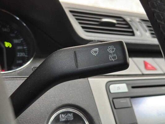 Volkswagen Passat Variant 2.0 FSI Comfortl.Bns 150pk 2007, 55-TZ-XV