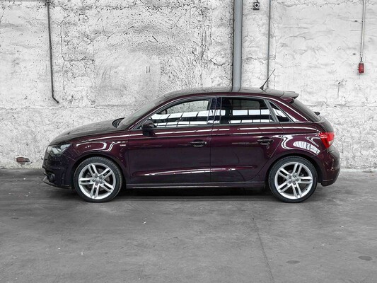 Audi A1 Sportback 1.4 TFSI S-line PDC 122pk 2013, 7-KFN-93