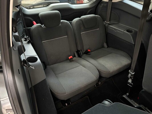 Ford Grand C-Max 1.0 Ambiente 7p. 101pk 2015, G-110-LD