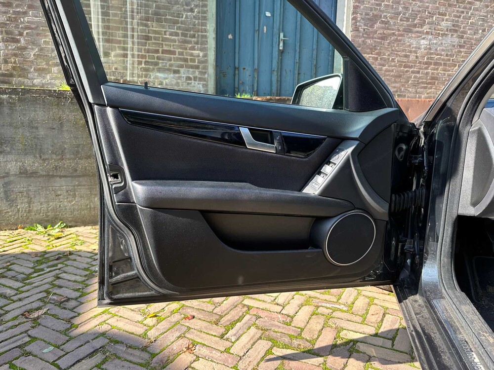 Mercedes-Benz C180 Estate Business 125 C-Klasse 157pk 2011, 26-RXV-7