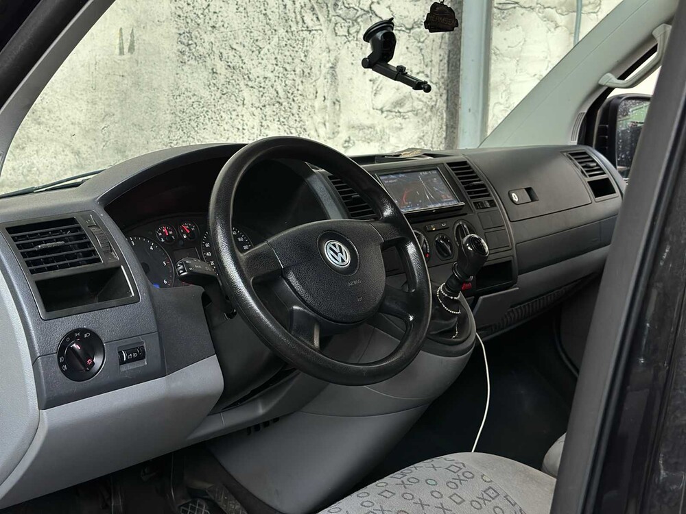 Volkswagen Transporter 2.5 TDI 340 131pk 2008, 2-VBN-50