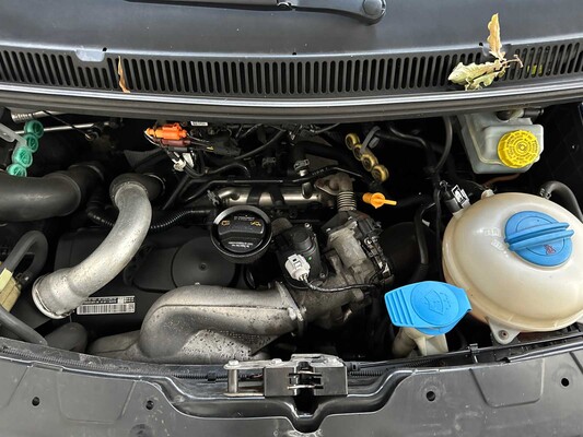 Volkswagen Transporter 2.5 TDI 340 131pk 2008, 2-VBN-50