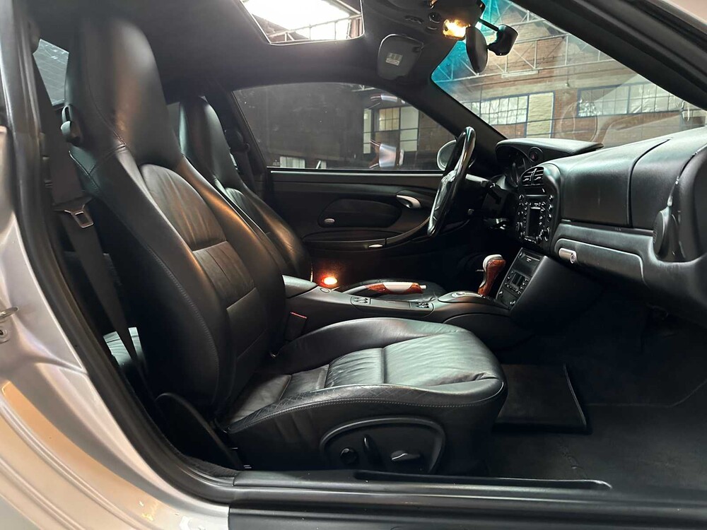 Porsche 911 Carrera 4S 3.6 996 320hp 2002 Youngtimer