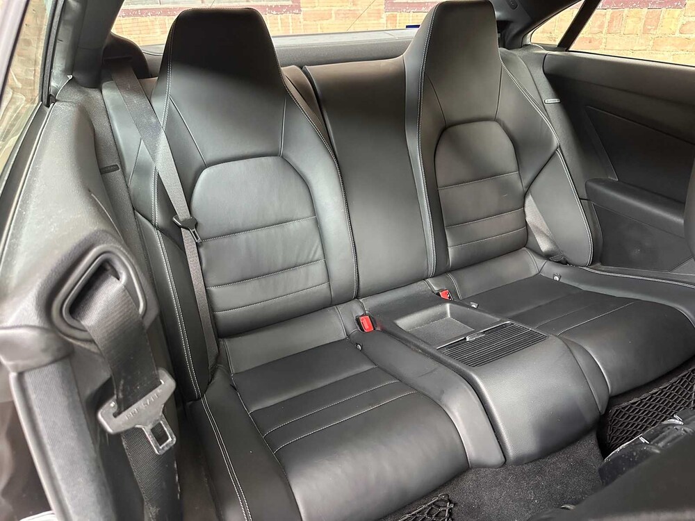 Mercedes-Benz E500 AMG coupé 5.5 V8 388hp 2009 E-class Youngtimer