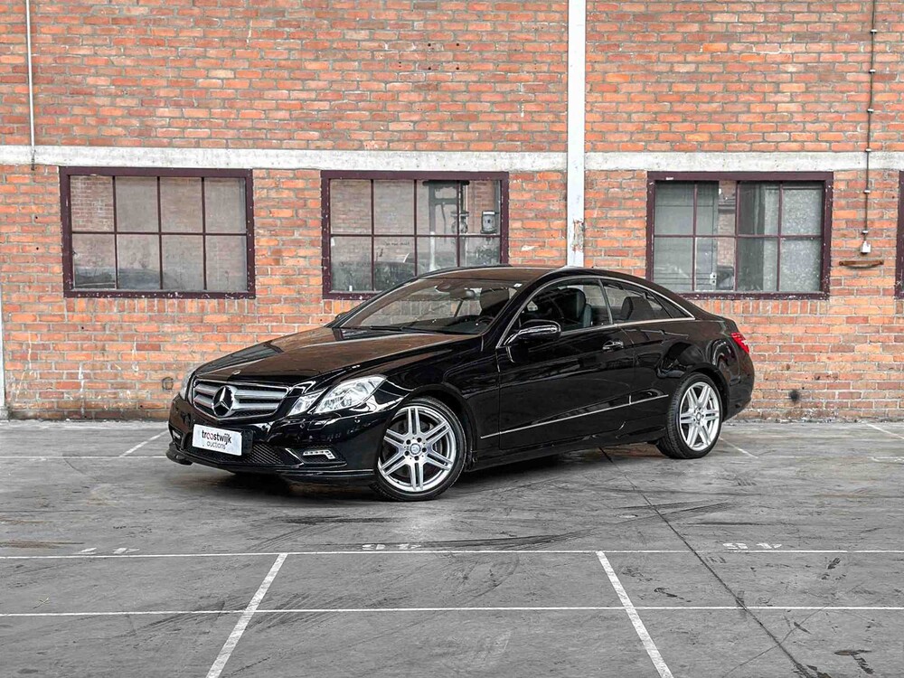 Mercedes-Benz E500 AMG coupé 5.5 V8 388hp 2009 E-class Youngtimer