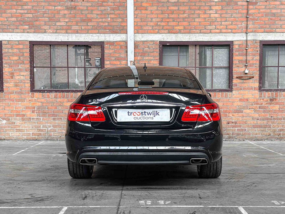 Mercedes-Benz E500 AMG coupé 5.5 V8 388hp 2009 E-class Youngtimer