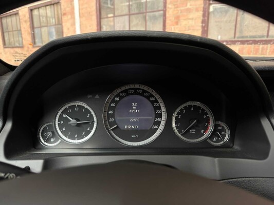 Mercedes-Benz E500 AMG coupé 5.5 V8 388hp 2009 E-class Youngtimer