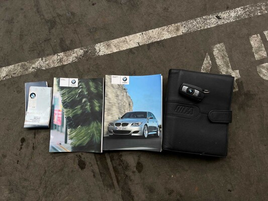 BMW M5 5.0 V10 E60 507hp 2008 5-Series YOUNGTIMER