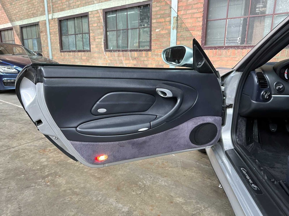 Porsche 911 Carrera 4S 996 (Manual) 320hp 2004 Youngtimer