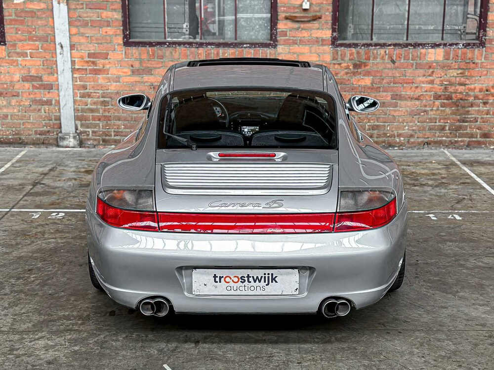 Porsche 911 Carrera 4S 996 (Manual) 320hp 2004 Youngtimer