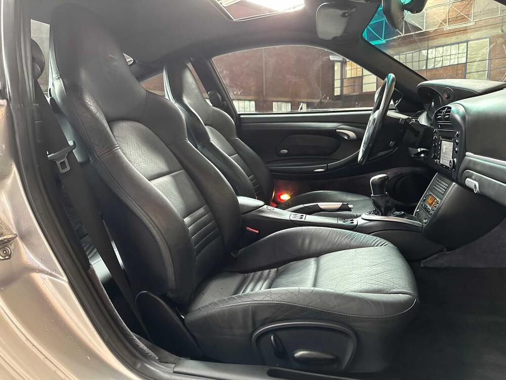 Porsche 911 Carrera 4S 996 (Manual) 320hp 2004 Youngtimer