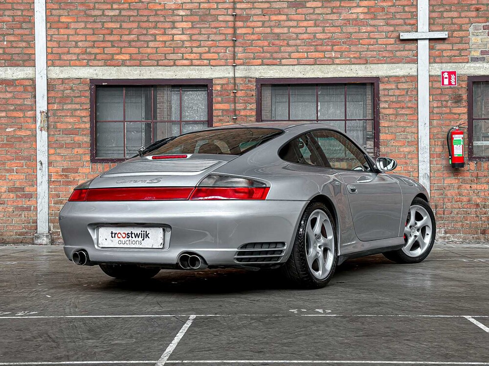 Porsche 911 Carrera 4S 996 (Manual) 320hp 2004 Youngtimer