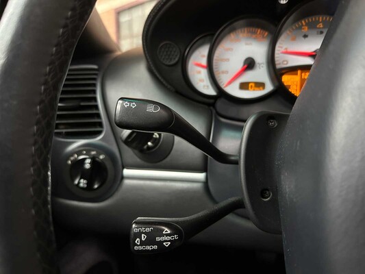 Porsche 911 Carrera 4S 996 (Manual) 320hp 2004 Youngtimer