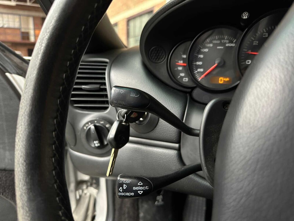 Porsche 911 Cabriolet Carrera 3.6 996 320p 2003 Youngtimer MANUAL