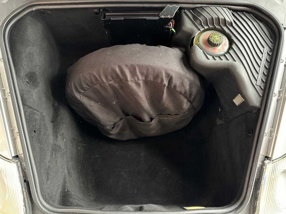 Porsche 911 Cabriolet Carrera 3.6 996 320p 2003 Youngtimer MANUAL