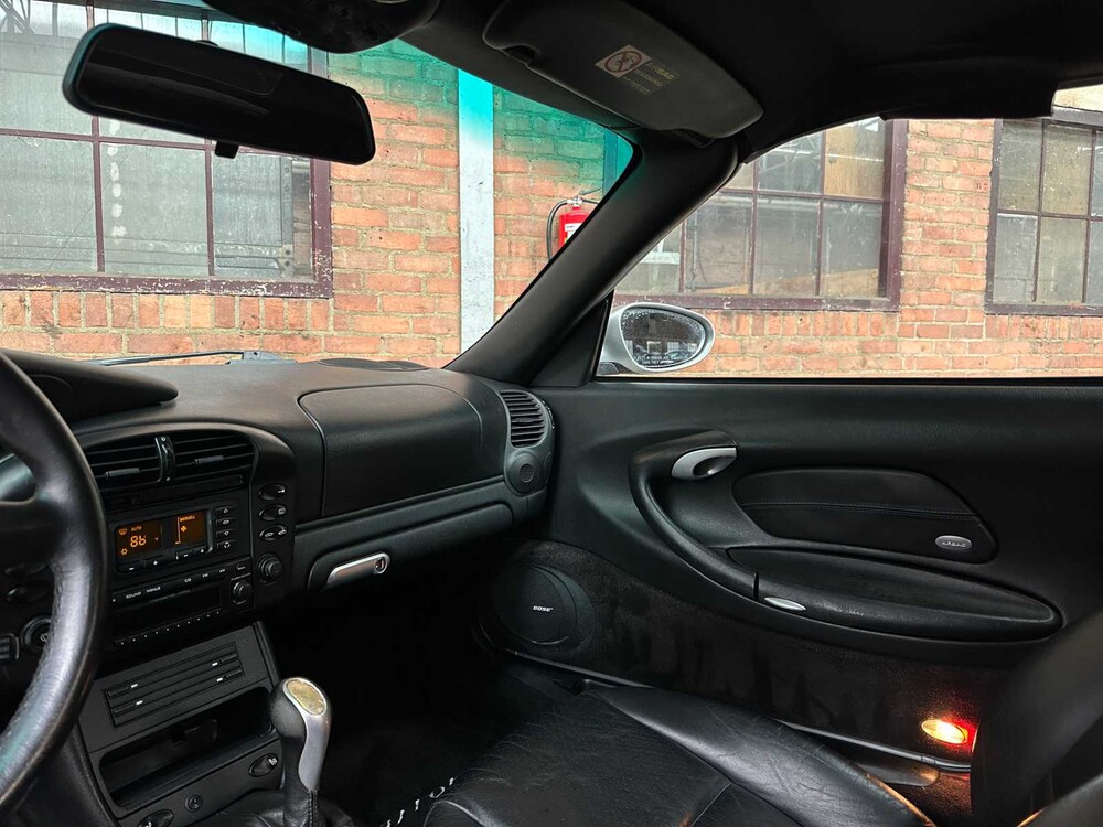 Porsche 911 Cabriolet Carrera 3.6 996 320p 2003 Youngtimer MANUAL