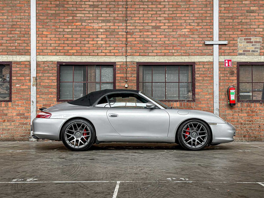 Porsche 911 Cabriolet Carrera 3.6 996 320p 2003 Youngtimer MANUAL