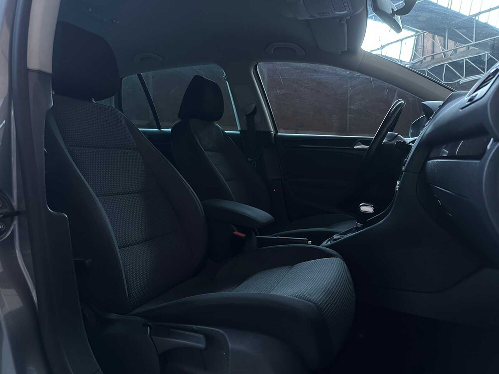 Volkswagen Golf 6 TSI DSG 122hp 2009