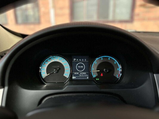 Jaguar XF SV8 4.2 Supercharged 416hp 2008 (Original-NL), 31-ZL-GR Youngtimer