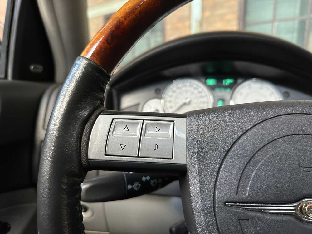 Chrysler 300C HEMI 5.7 V8 340hp 2005 -Youngtimer-