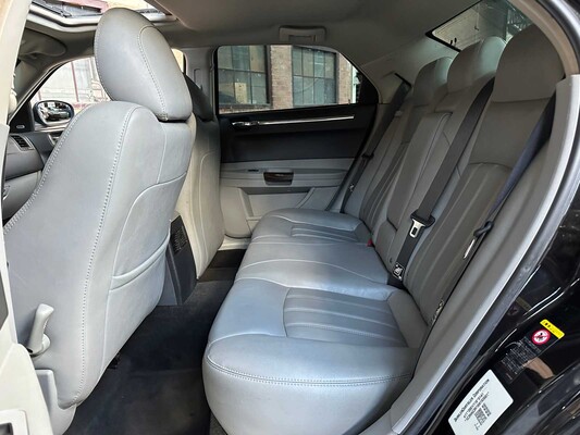 Chrysler 300C HEMI 5.7 V8 340hp 2005 -Youngtimer-