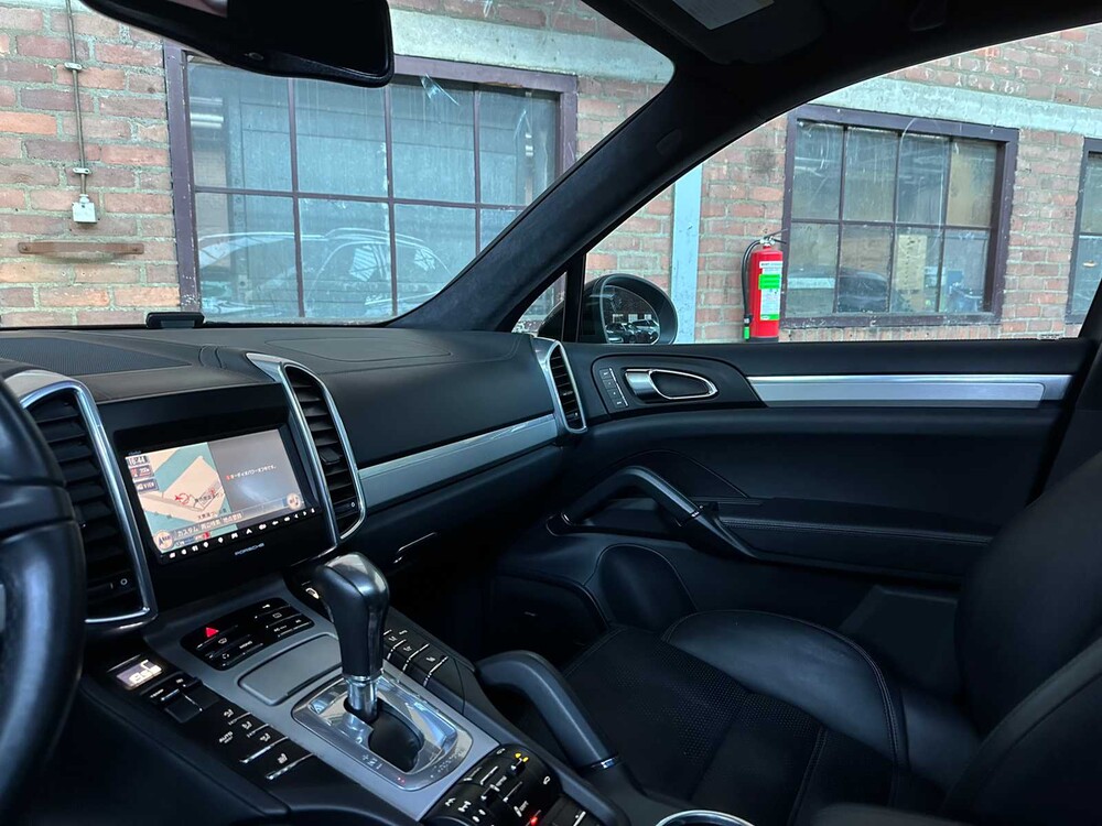 Porsche Cayenne Turbo 4.8 V8 493hp 2010