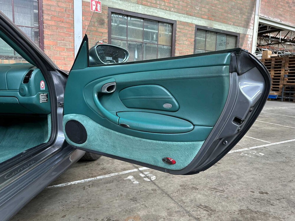 Porsche 911 Carrera 4S 996 320hp 2002 (MANUAL) Youngtimer