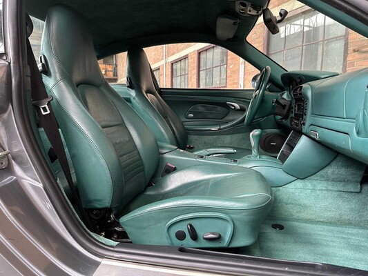 Porsche 911 Carrera 4S 996 320hp 2002 (MANUAL) Youngtimer