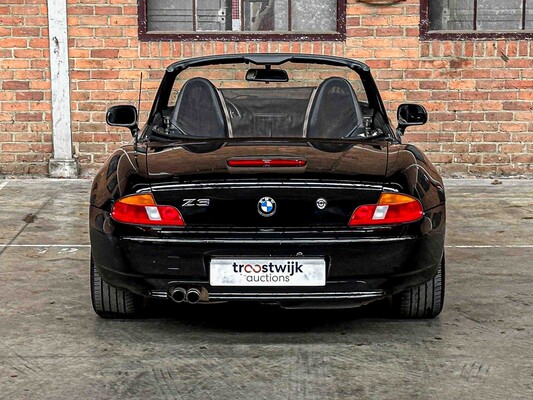 BMW Z3 Roadster Facelift 1.9i 118pk 2001, 64-GR-JN
