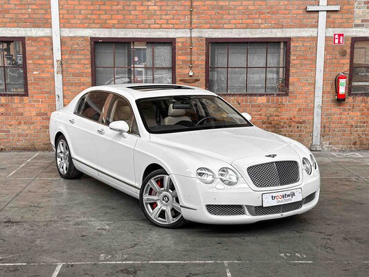 Bentley Continental Flying Spur 6.0 W12 525HP 2007 (53,000 KM) Youngtimer