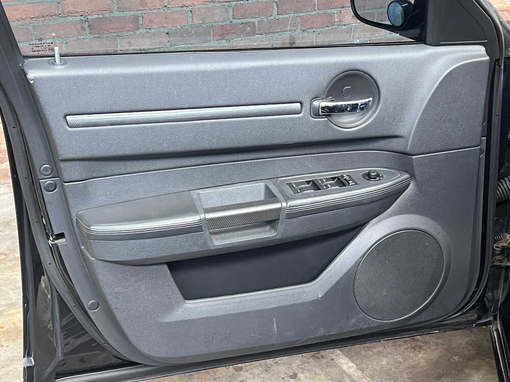 Dodge Charger SRT8 6.1 V8 425hp 2008 Youngtimer