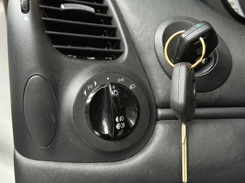 Porsche 911 3.4 996 Triptronic 300hp 2000 Youngtimer