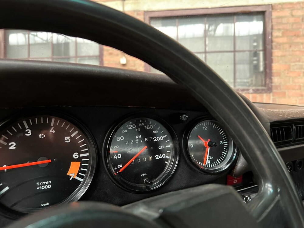 Porsche 911 Targa SC 3.0 188hp 1980