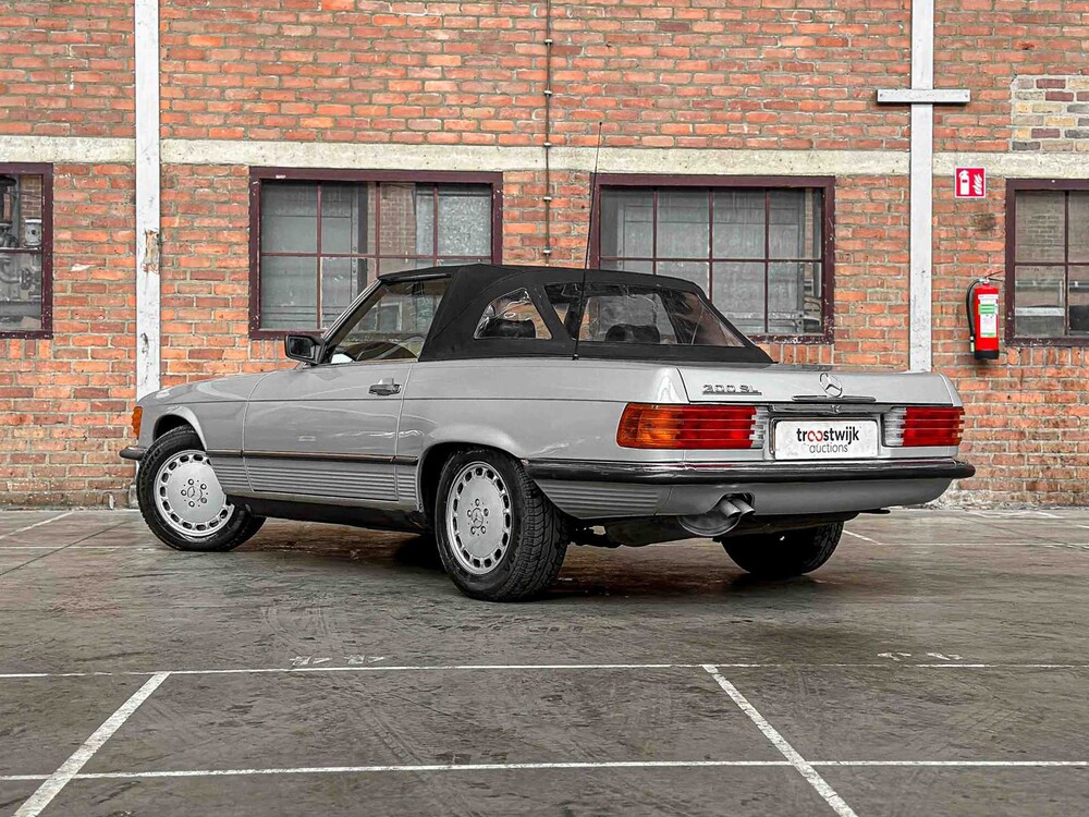 Mercedes-Benz 300 SL R107 (Hardtop + Softtop) 179hp 1987 SL-Class, PF-152-P