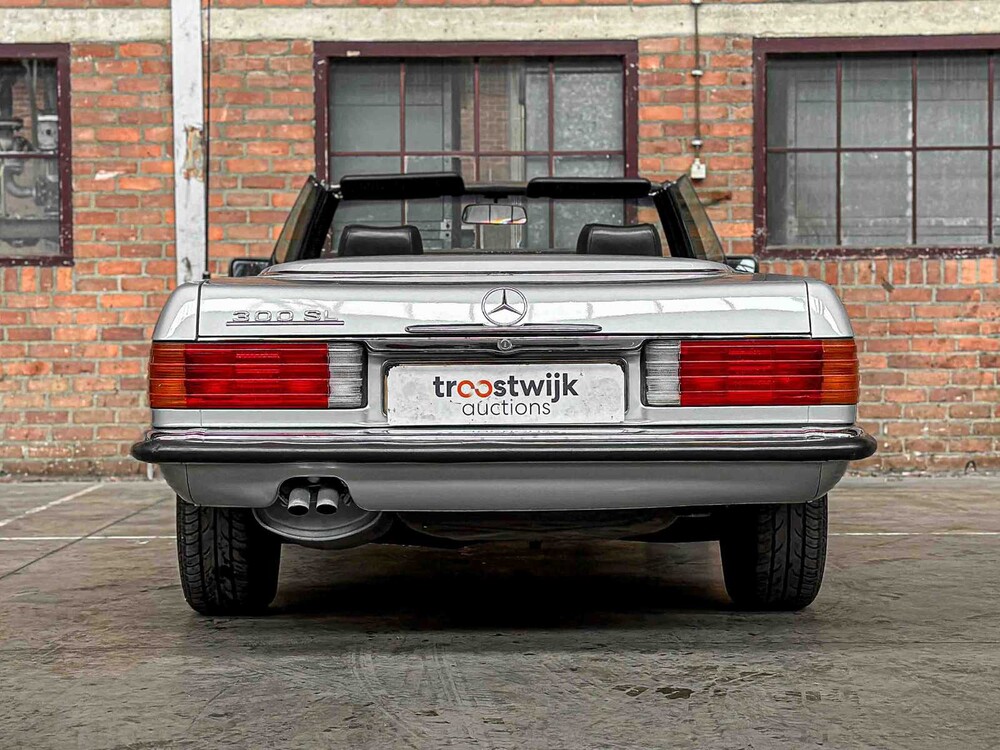 Mercedes-Benz 300 SL R107 (Hardtop + Softtop) 179hp 1987 SL-Class, PF-152-P