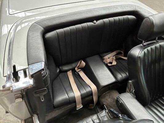 Mercedes-Benz 300 SL R107 (Hardtop + Softtop) 179hp 1987 SL-Class, PF-152-P
