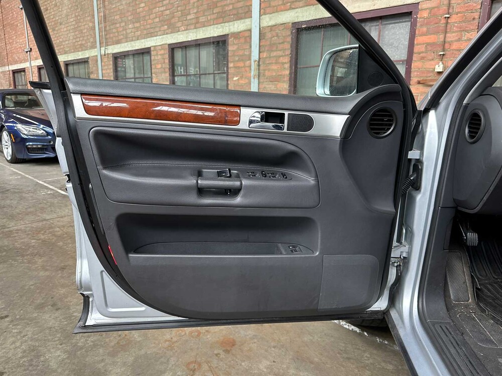 Volkswagen Touareg 3.2 V6 220hp 2003, 07-NG-JJ Youngtimer