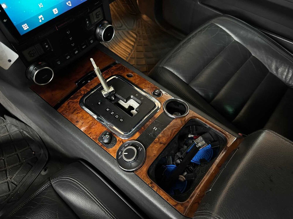 Volkswagen Touareg 3.2 V6 220hp 2003, 07-NG-JJ Youngtimer