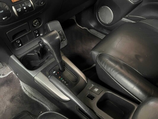 Toyota RAV4 2.0-16V VVT-i Sol (Automatic) 150hp 2004, 76-HFB-9 Youngtimer