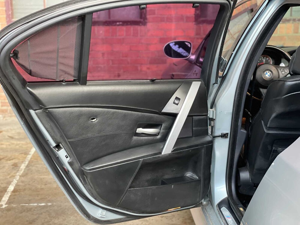 BMW M5 5.0 V10 E60 500hp 2006 5-series Youngtimer