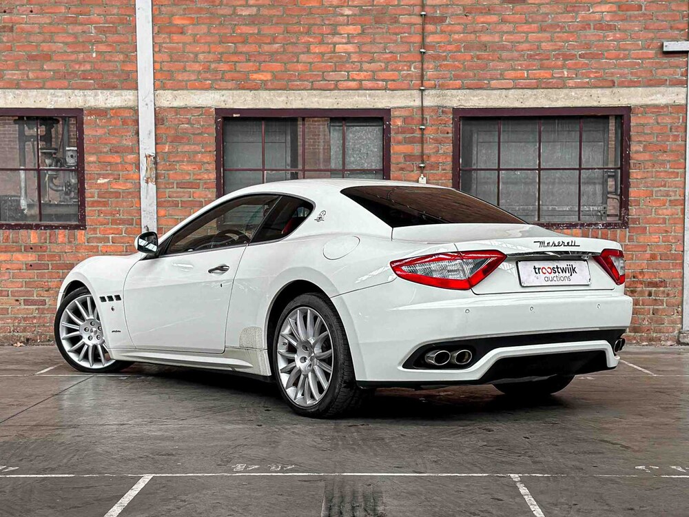 Maserati GranTurismo S 4.7 V8 440hp 2009 Youngtimer