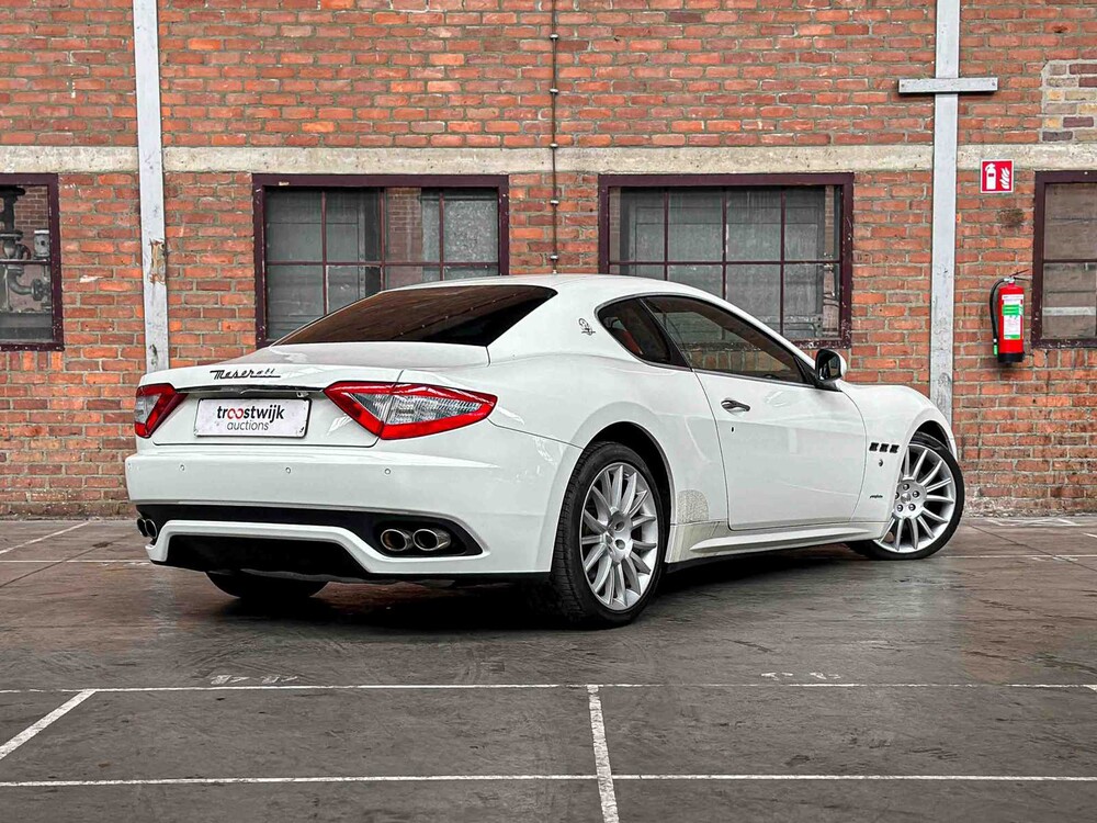Maserati GranTurismo S 4.7 V8 440hp 2009 Youngtimer
