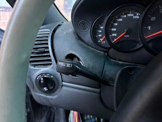 Porsche 911 Carrera 4 3.4 996 300hp 1999 Youngtimer