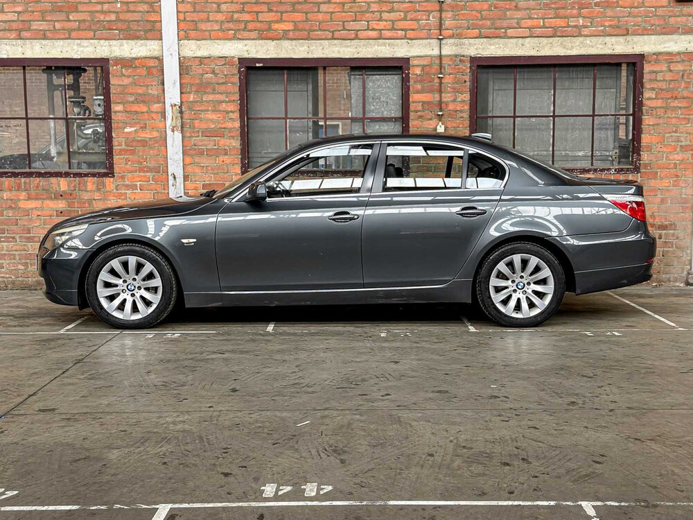 BMW 525i Business Line Edition II 218hp 2009 5-series, 71-JXB-8 Youngtimer